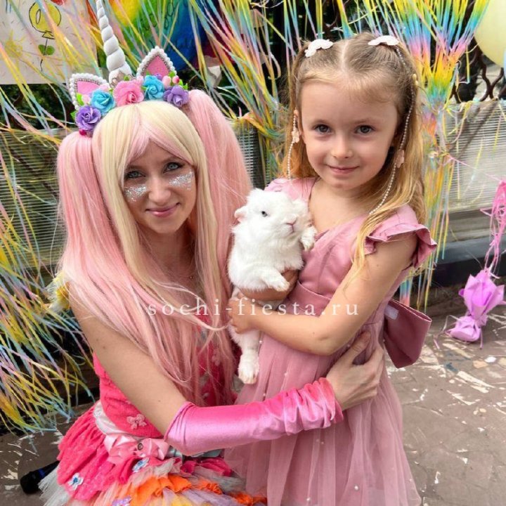 Шоу с кроликом в Омске