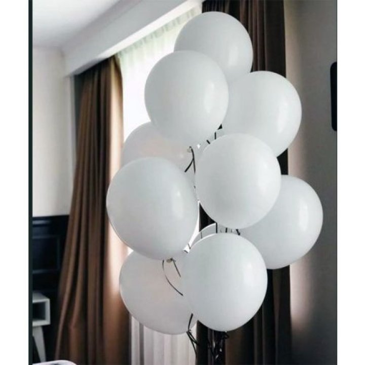 Фонтан шаров "Облако" в Омске