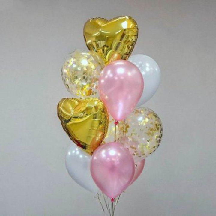 Облако шаров "Рози голд" в Омске