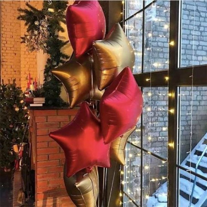 Фонтан шаров "Старлидж" в Омске