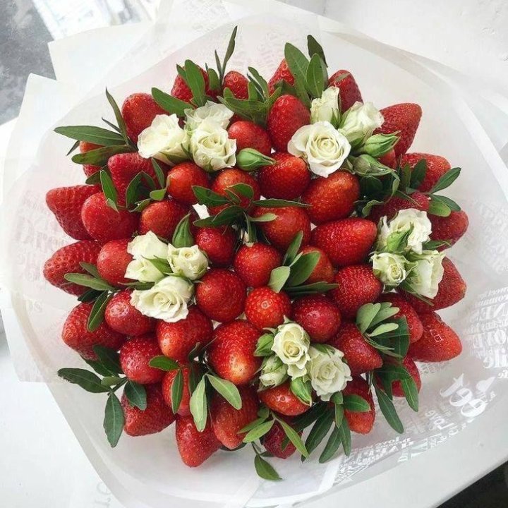 Клубника со сливками №2 в Омске