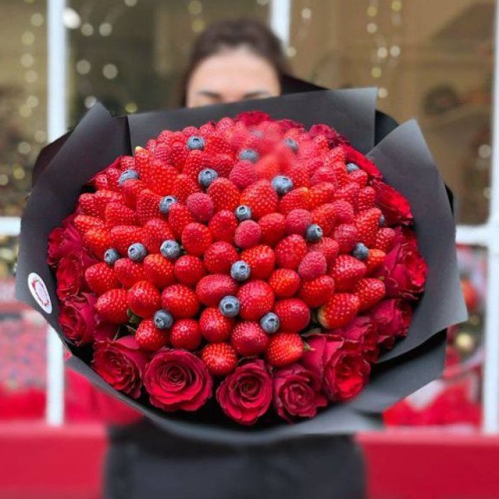 Клубничный бум №2 в Омске