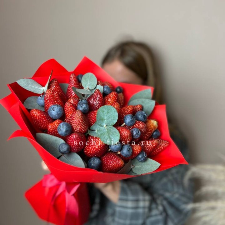 Клубничный бум №1 в Омске