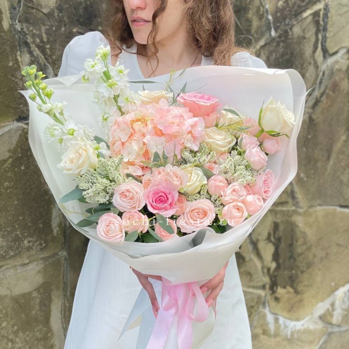 Дизайнерский букет №26 в Омске