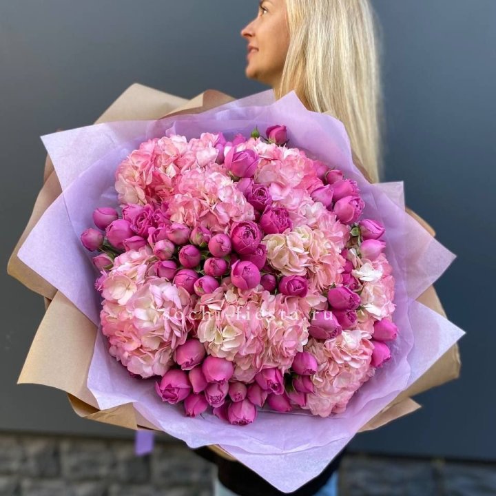 Макси-букет валдбери в Омске