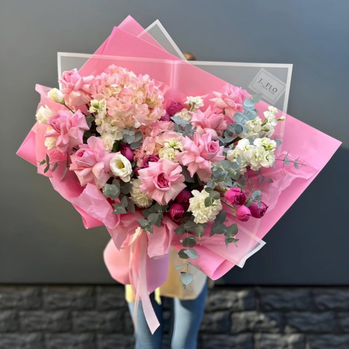 Дизайнерский букет №25 в Омске