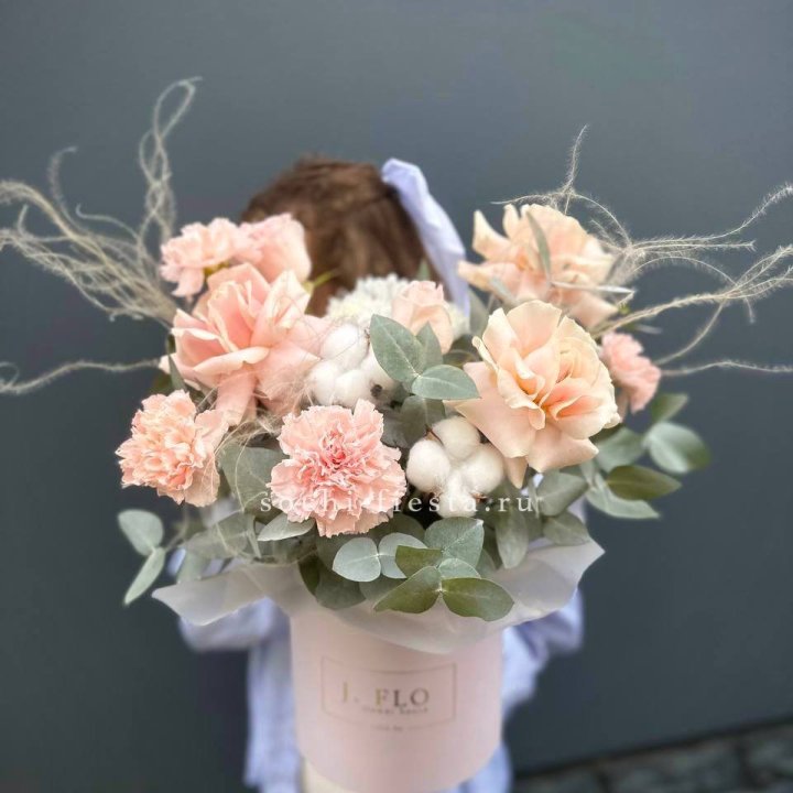 Цветочный бокс "Лесия" в Омске