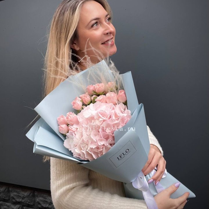 Гортензия  "Жасмин" в Омске