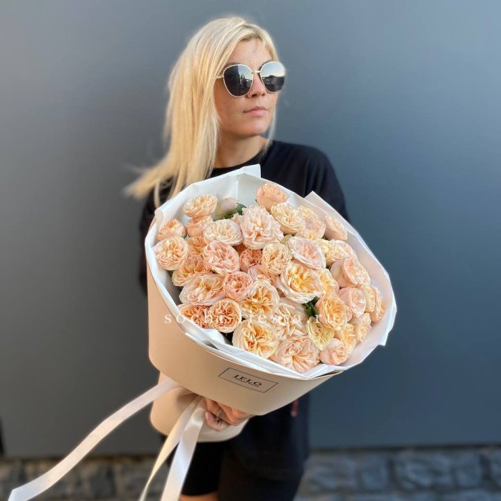 15 пионовидных роз №2 в Омске