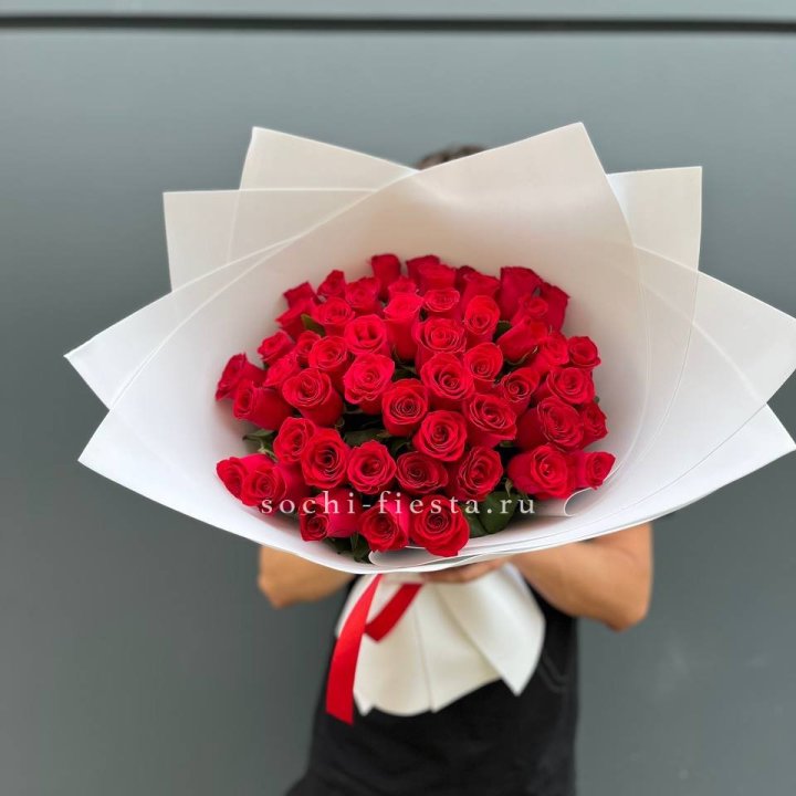 51  красная роза в Омске