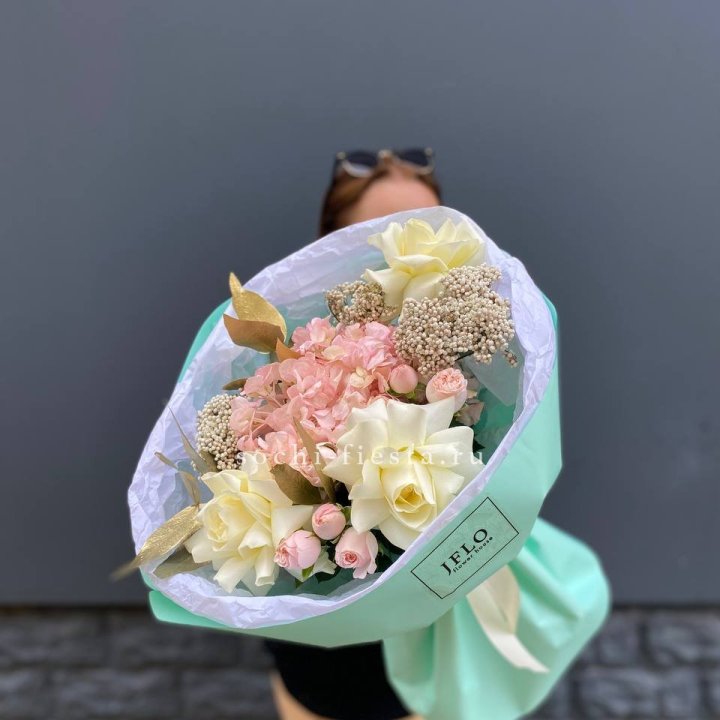 Букет "Белые ночи" в Омске