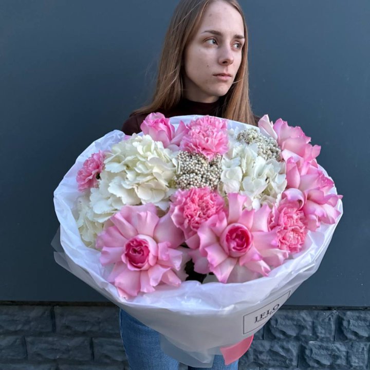 Букет "Нежное сияние" в Омске