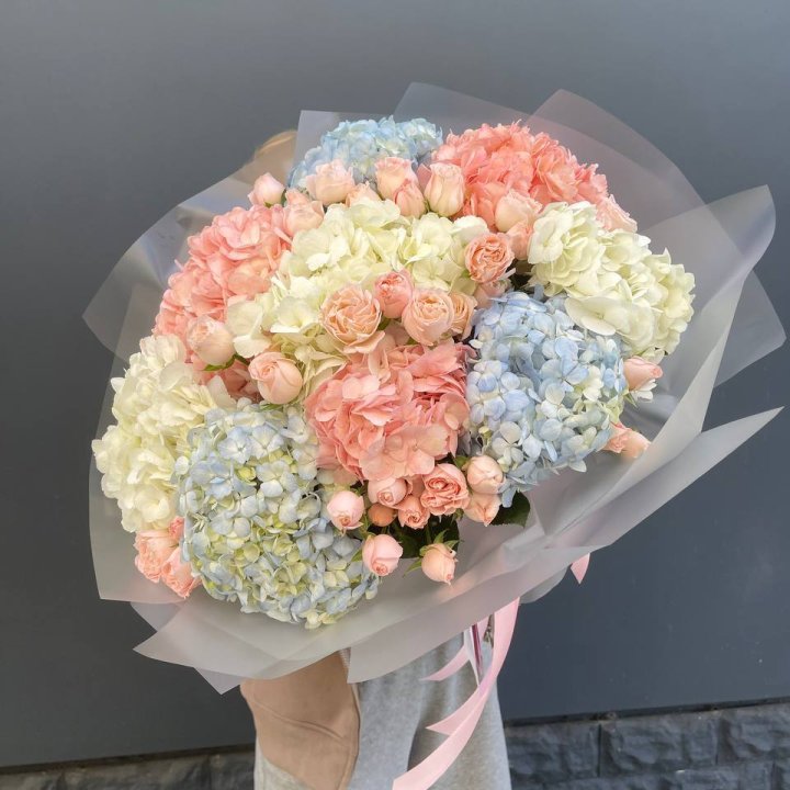 Дуо гортензии и бомбастик в Омске