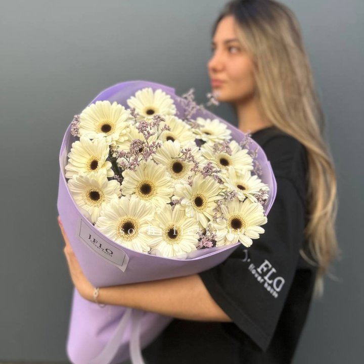 Букет голландских гербер "Лавандер" в Омске