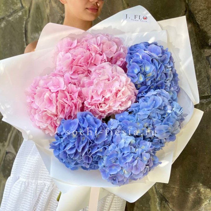 Букет гортензий №1 в Омске