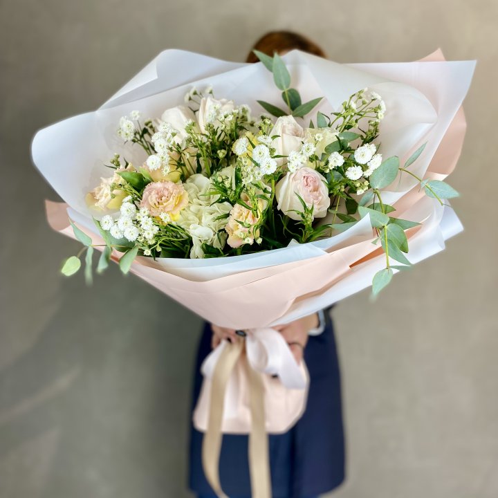 Дизайнерский букет "Элли" в Омске