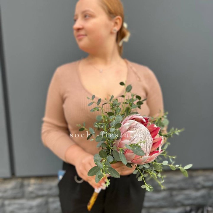 Свадебный букет "Протея" в Омске