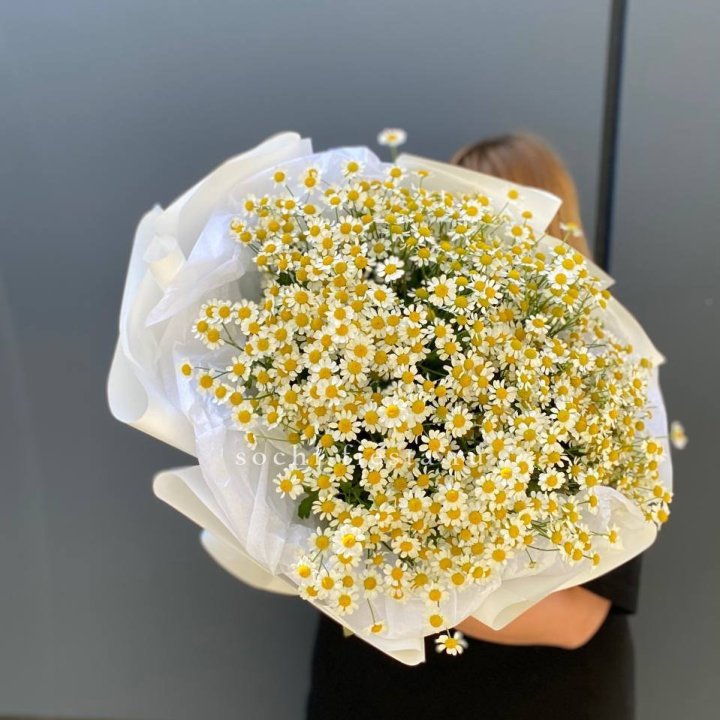 Букет ромашек "Фемели" в Омске