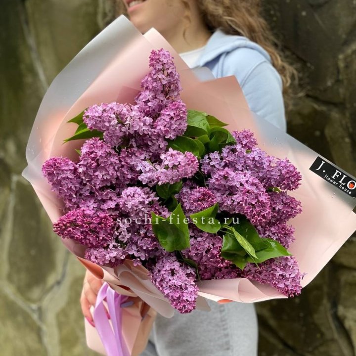 Букет сирени №3 в Омске