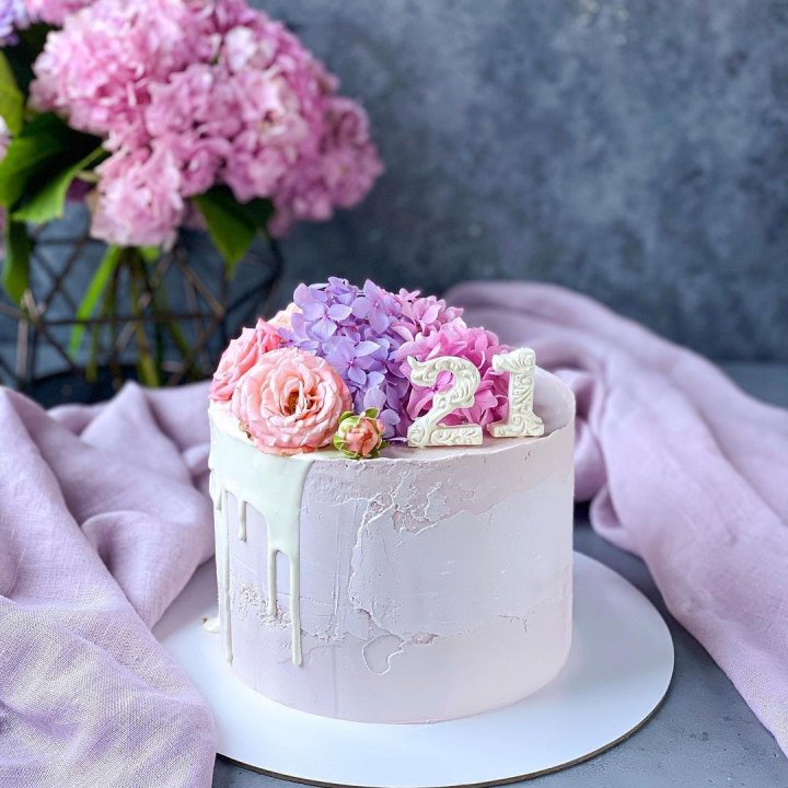 Торт с цифрой в Омске