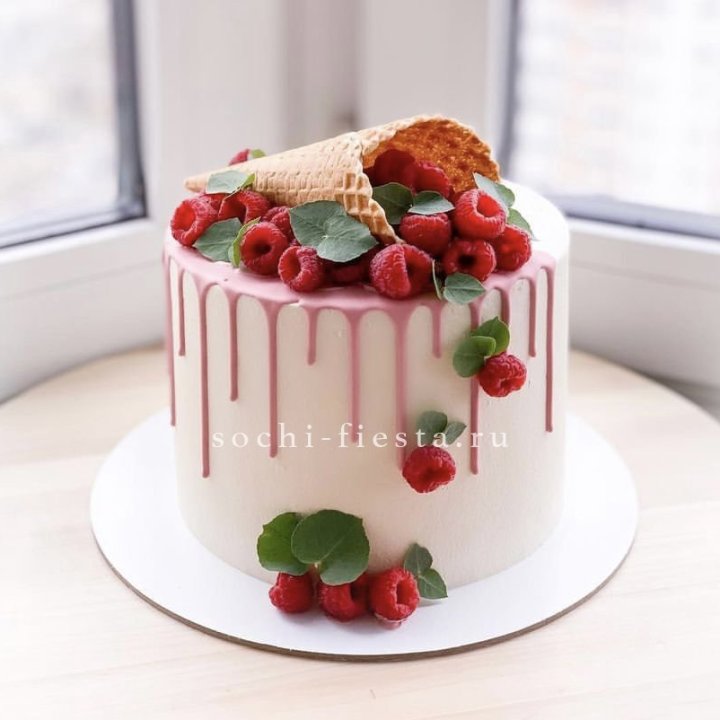 Торт "Ягодный" в Омске
