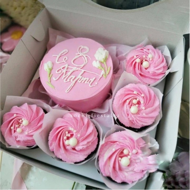 Капкейки и бенто-торт "8 марта!" в Омске