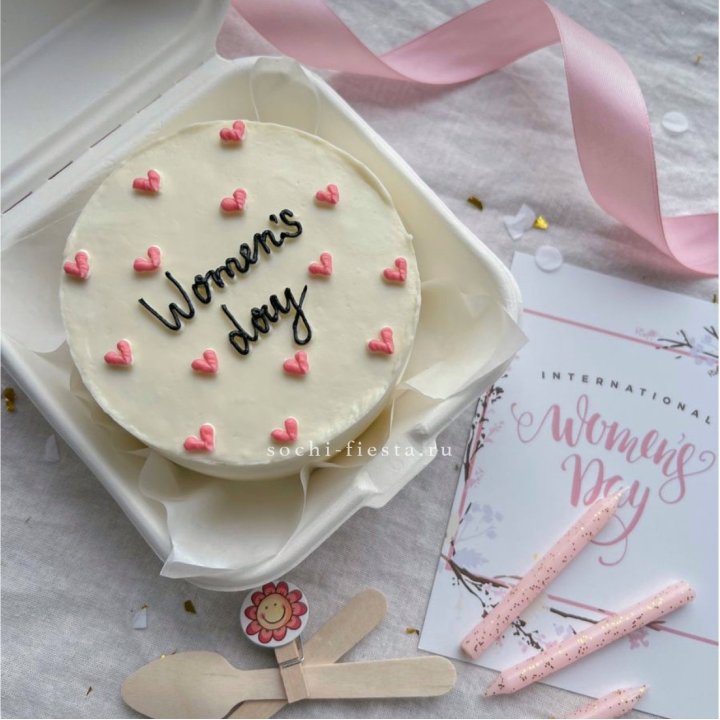 Бенто-торт "Дорогим женщинам"  в Омске