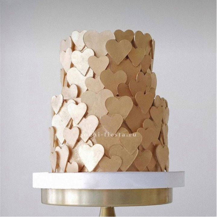 Торт "Hearts" gold в Омске