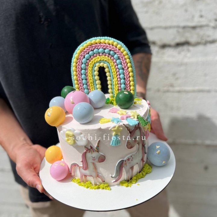 Торт "Радуга с единорогом" в Омске