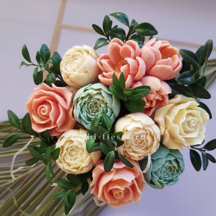 Цветы из шоколада "Альма" в Омске