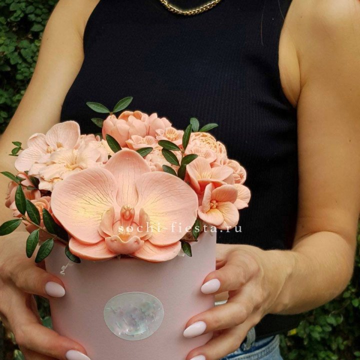 Шоколадный букет Орхидей в Омске