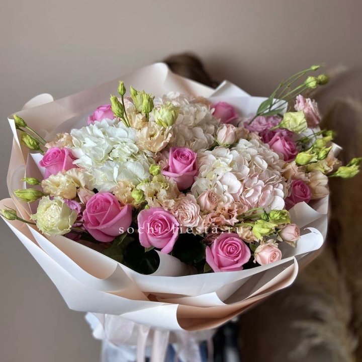 Дизайнерский букет "Каролина" в Омске