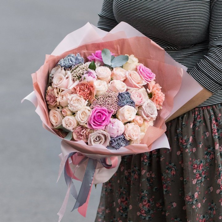 Дизайнерский букет №4 в Омске