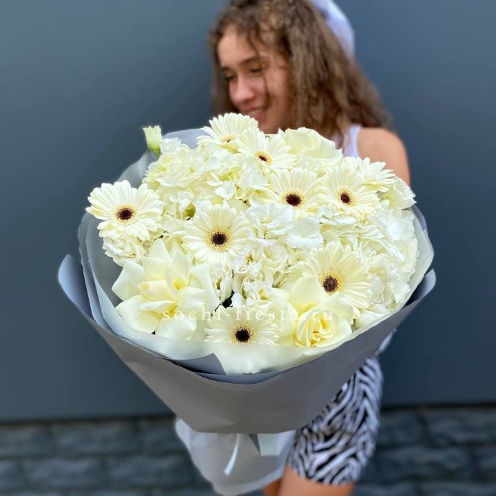  Букет "Вайт люксур" в Омске