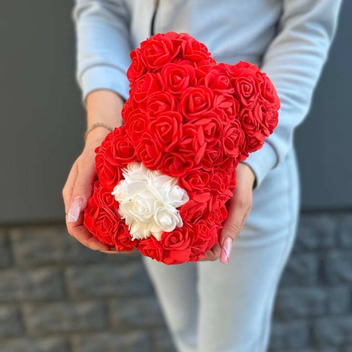 Медведь с белым сердцем в Омске