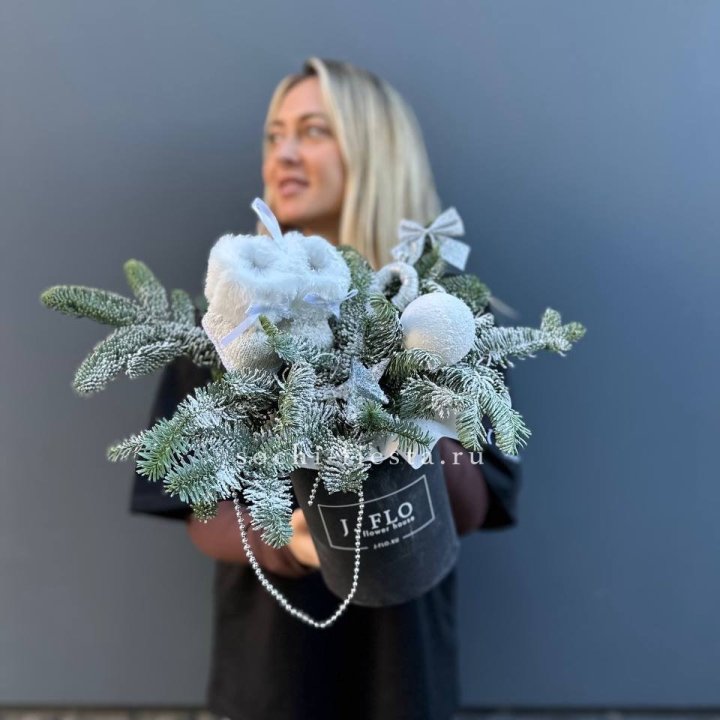 Новогодний бокс "Ботс вайт" в Омске