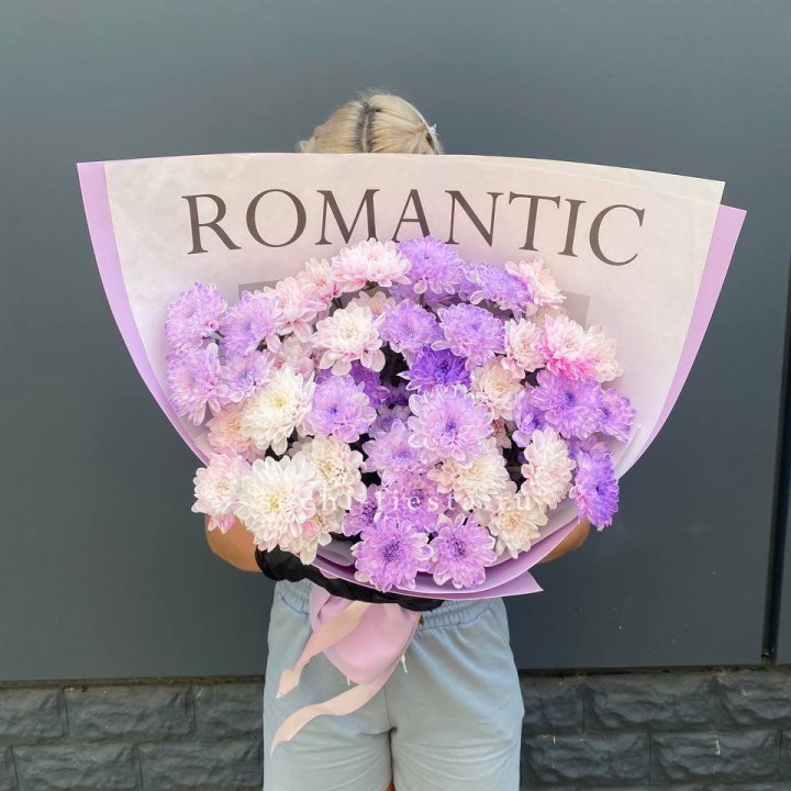 Букет сиреневых хризантем в Омске