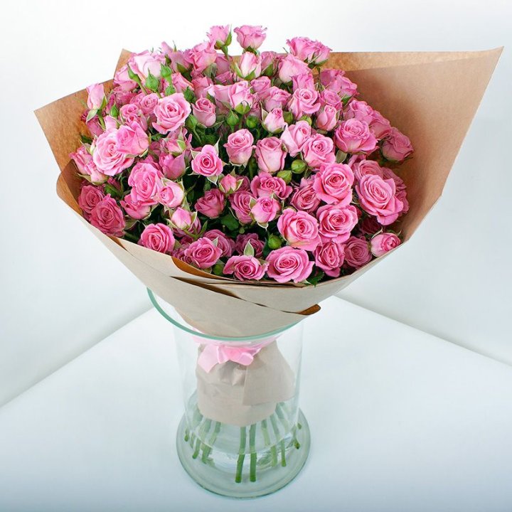 15 кустовых роз в Омске