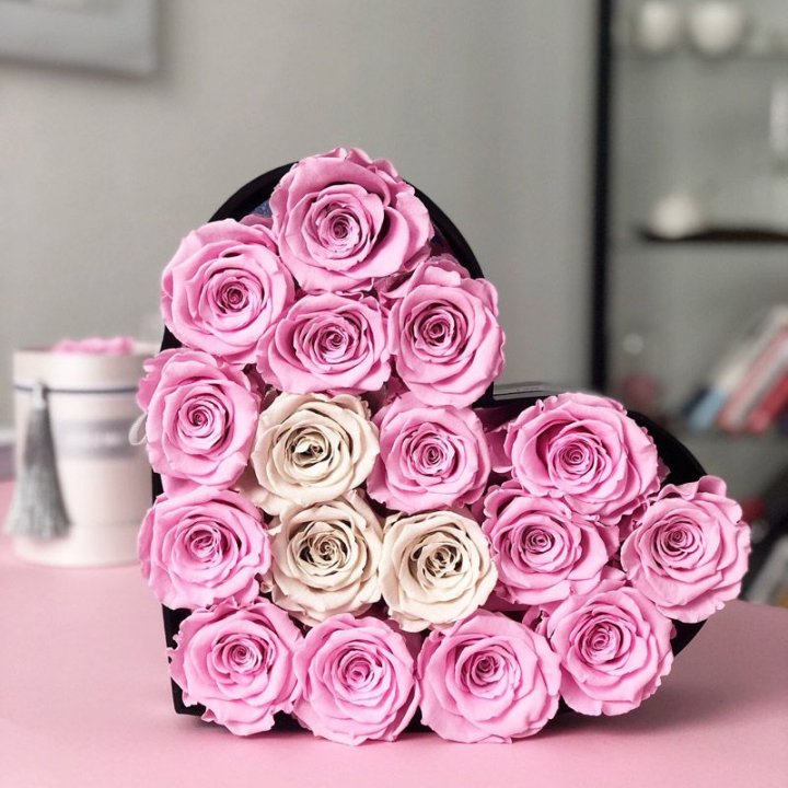 Сердце из роз в Омске