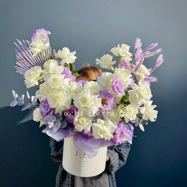 Цветочный бокс "Изабель" в Омске