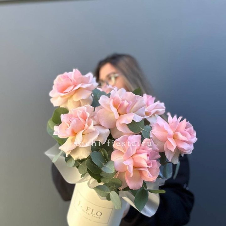 Французские роз в боксе в Омске