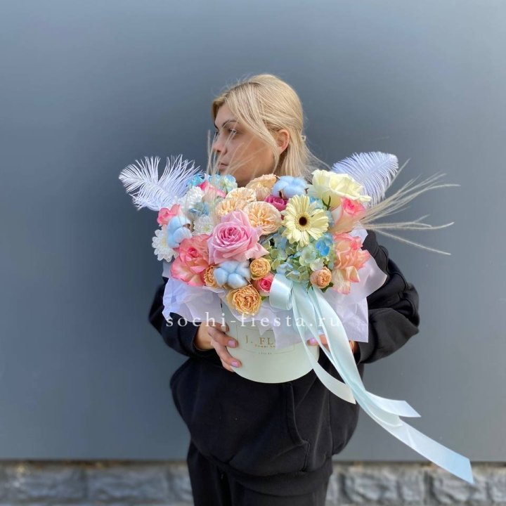 Бокс "Голубая нева" в Омске