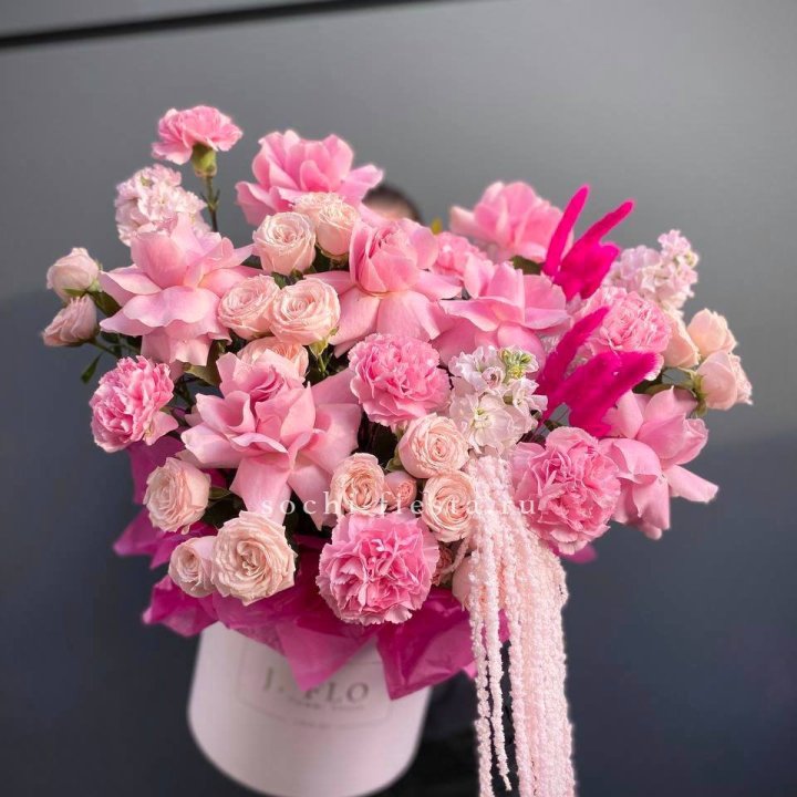 Цветочная коробка "Стелла" в Омске