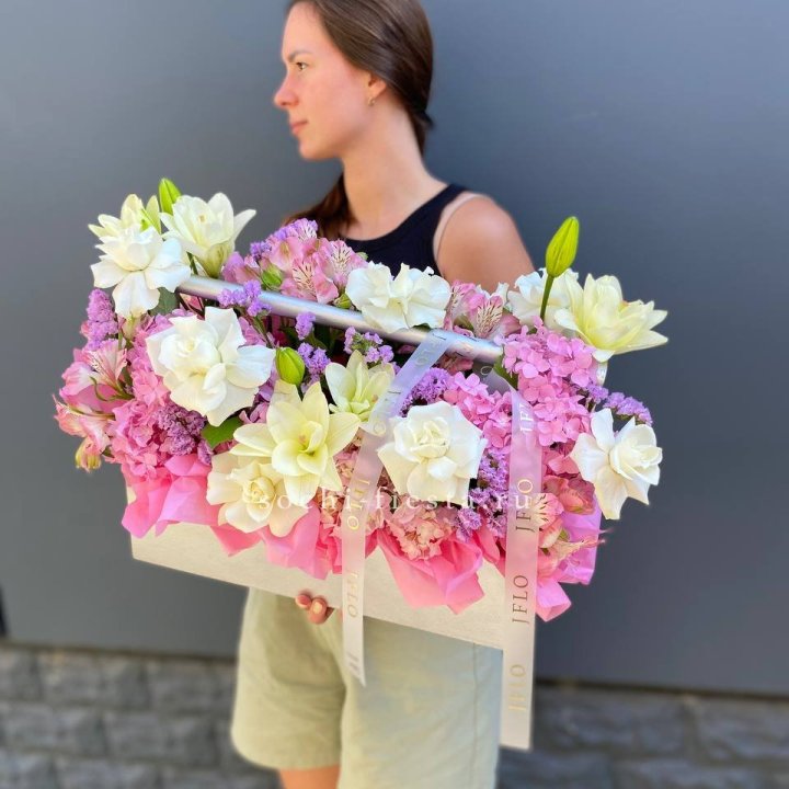 Большой бокс розовый в Омске