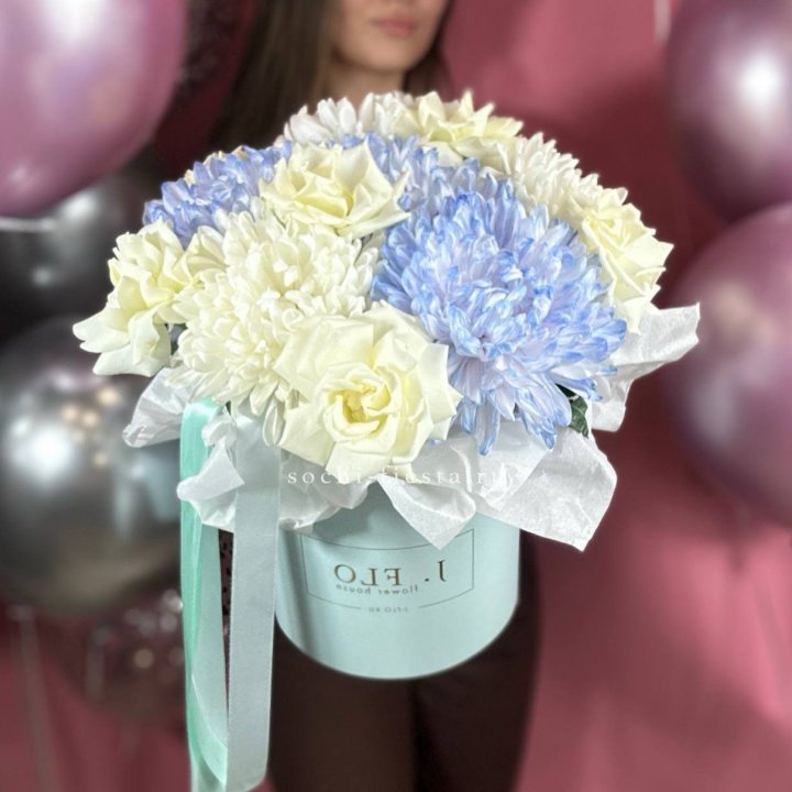 Коробка с цветами "Вольта" в Омске