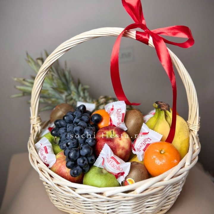 Фруктовая корзина №3 в Омске