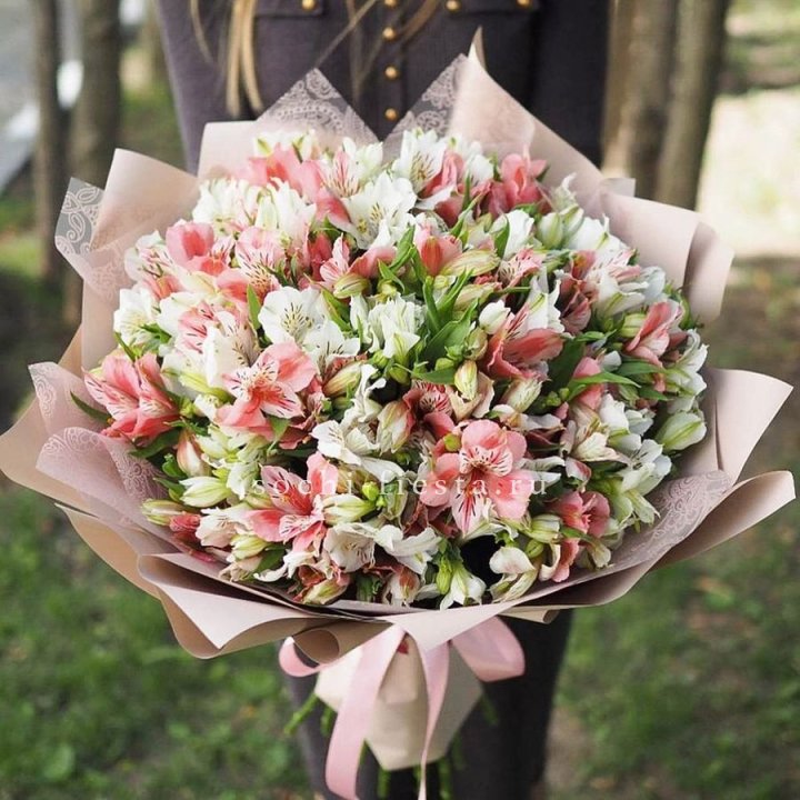 Букет альстромерий "ВАУ" в Омске