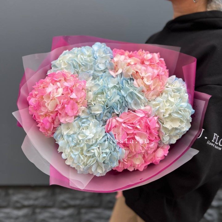 Букет гортензий "Тоника №2" в Омске
