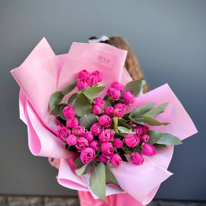 Пионовидные розы баблс в Омске