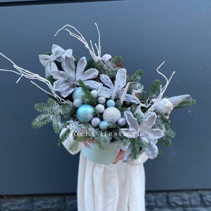 Композиция "Снежный цветок" в Омске